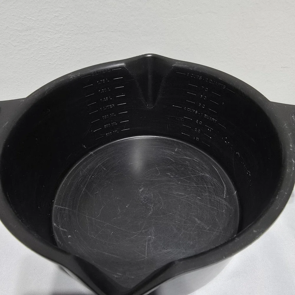 Pampered Chef Large 8 Cup 2 Qt Micro Cooker Microwave Steamer Strainer Lid Black